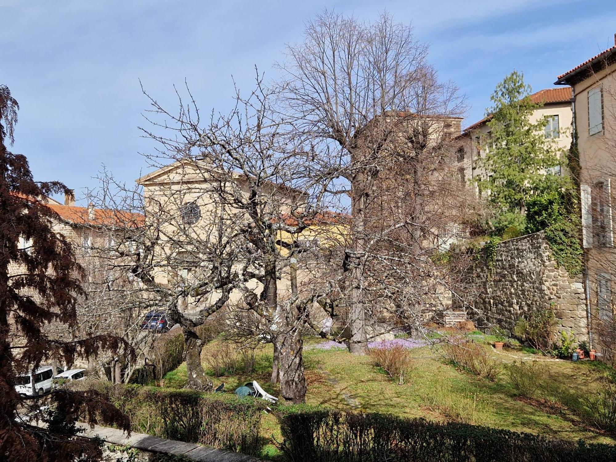 Gite Des Tables - Cathedrale, Coeur Historique, Vue Le Puy-en-Velay Kültér fotó